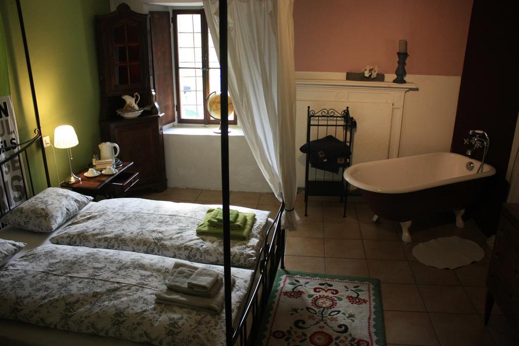 Affittacamere Casa Archi Losone Rum bild